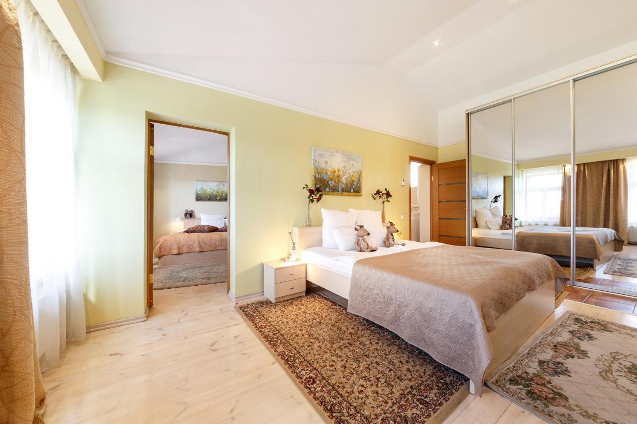 Daugavaluxapartments Free Parking Riga Luaran gambar